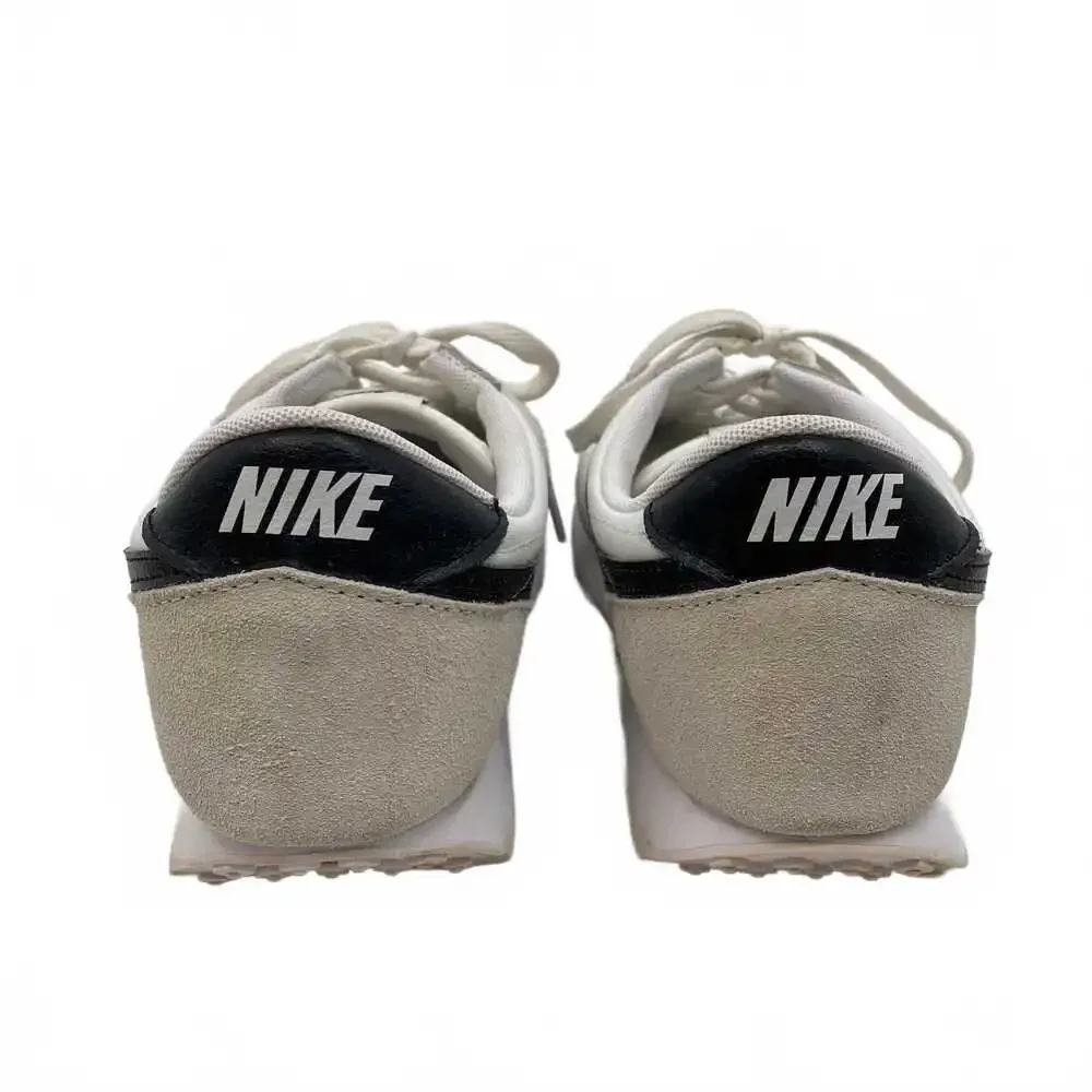 Nike White Synthetic Athletic Sneakers | Women’s Size 9